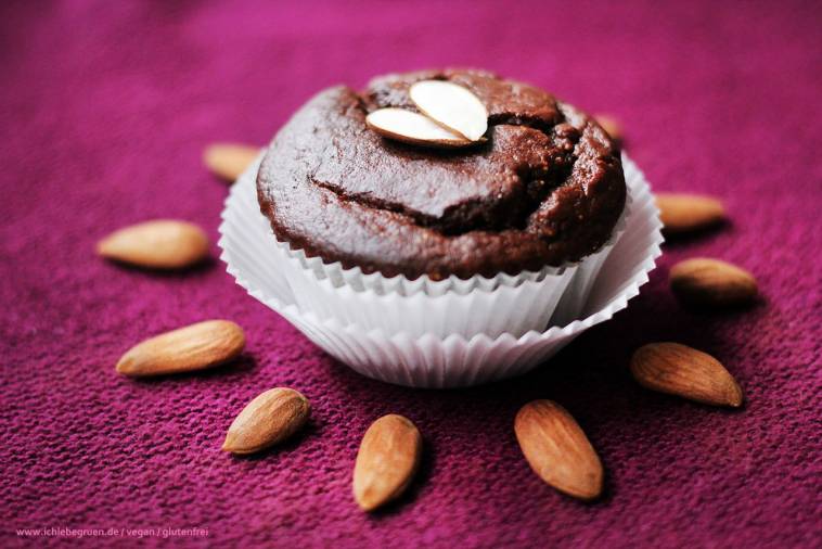 Schokoladenmuffins - ohne Ei, vegan, ohne Zucker, glutenfrei