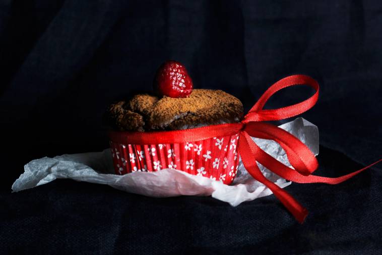 Schokoladen-Erdnuss-Muffin - vegan und glutenfrei