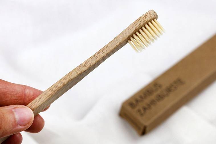 Bambuszahnbürste für eine gute Mundhygiene