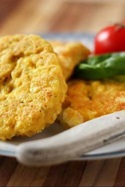 Ohne Fleisch: Curry-Frikadellen mit weißen Bohnen / vegan & glutenfrei
